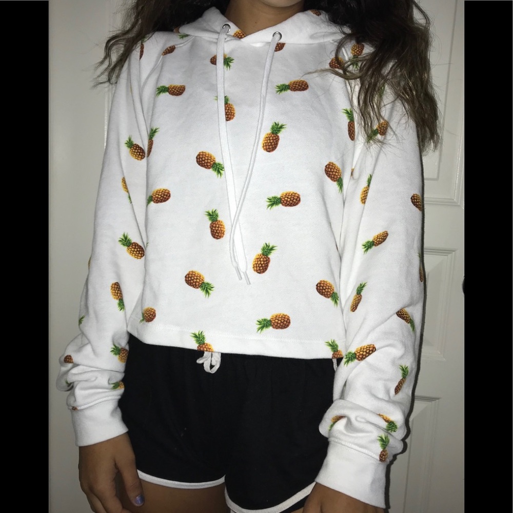 Forever 21  juniors small, girls large. nwot